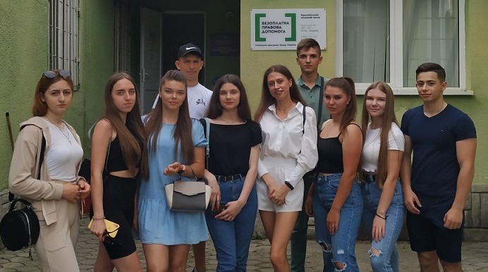 Екскурсія до Мукачівського місцевого центру з надання безоплатної вторинної правової допомоги